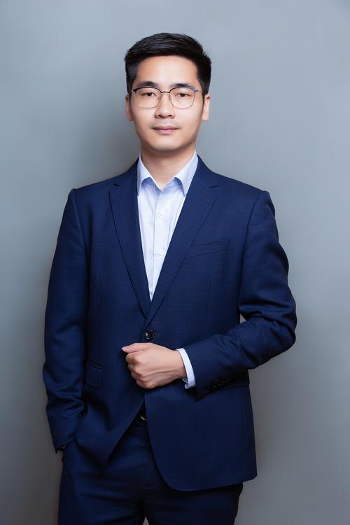 程晚舟 制片统筹总监